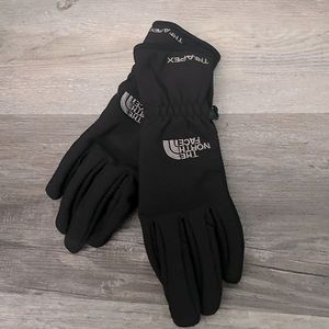 Women’s North Face Gloves